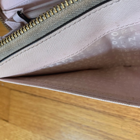 Kate Spade Zip Wallet - Picture 5 of 5